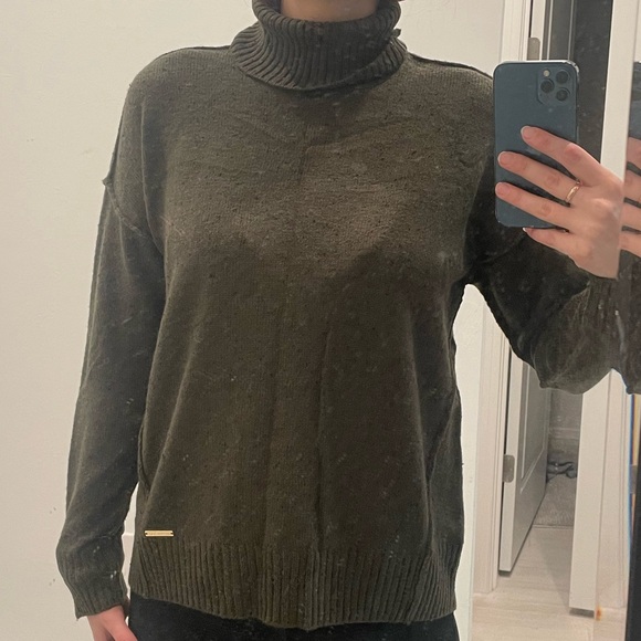 Forest Green Turtleneck Sweater Tiny Black Dots Sm - Picture 1 of 9